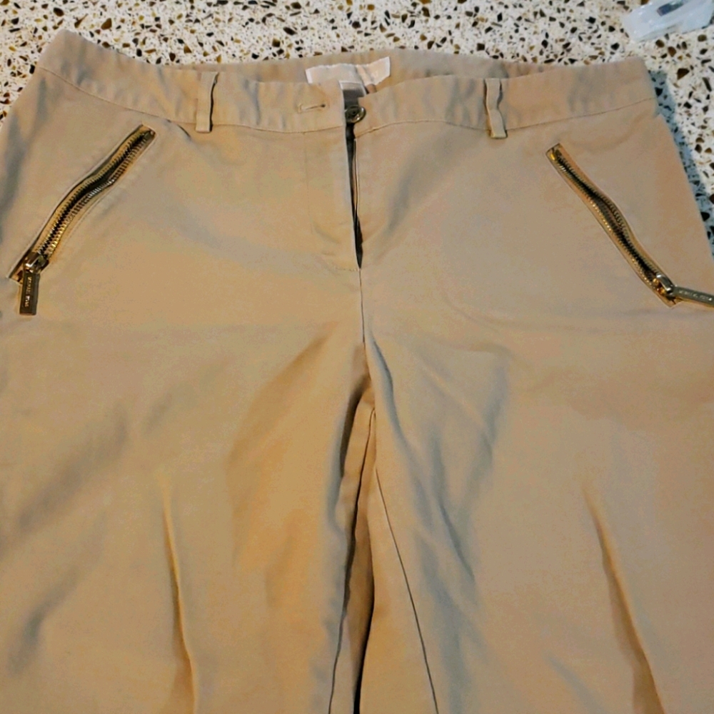 Michael Kors Khaki pant skinny leg